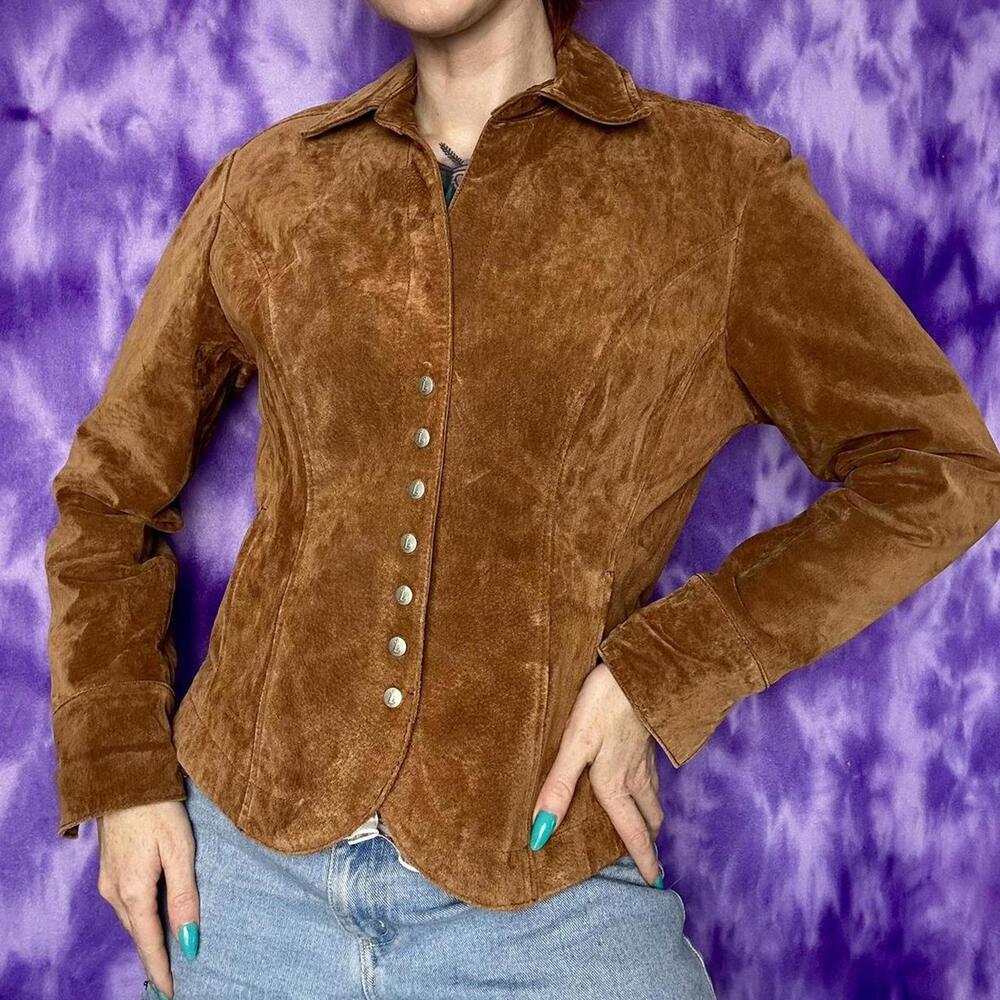 Gorgeous y2k suede leather jacket.